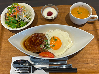 ロコモコランチ